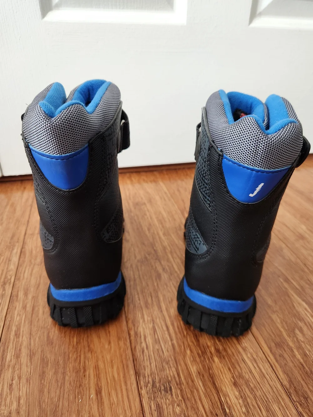 DSG Black and Blue Boys Kids Snow Boots Water Resistant Insulated, Size 1